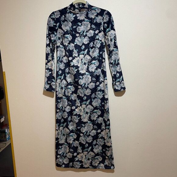 No. 6 Store Size 1=S Navy Velvet Floral Mock Neck Long Sleeve Midi Dress - Picture 2 of 14